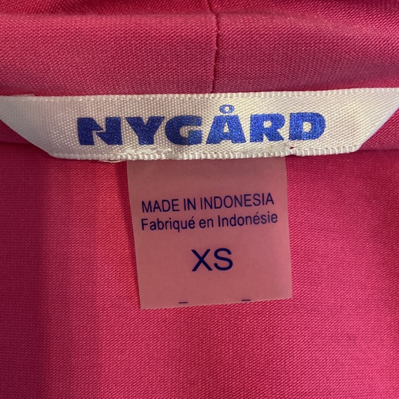 Gorgeous Coral and Pink Nygard Double Layer Waterfall Jacket. Size XS-Small. - Picture 9 of 11